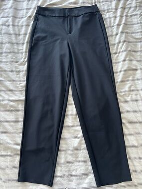 Athleta Women’s Stellar Trousers Black Size 4 Comfort Travel Work Pockets Sleek